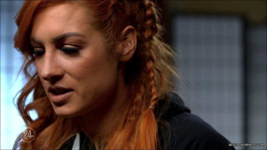 Becky_Lynch_-_The_Man_mp4_000885533.jpg