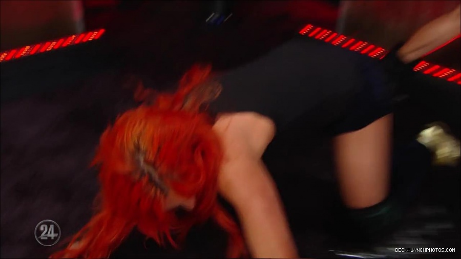 Becky_Lynch_-_The_Man_mp4_000889133.jpg