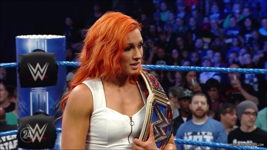 Becky_Lynch_-_The_Man_mp4_000975133.jpg