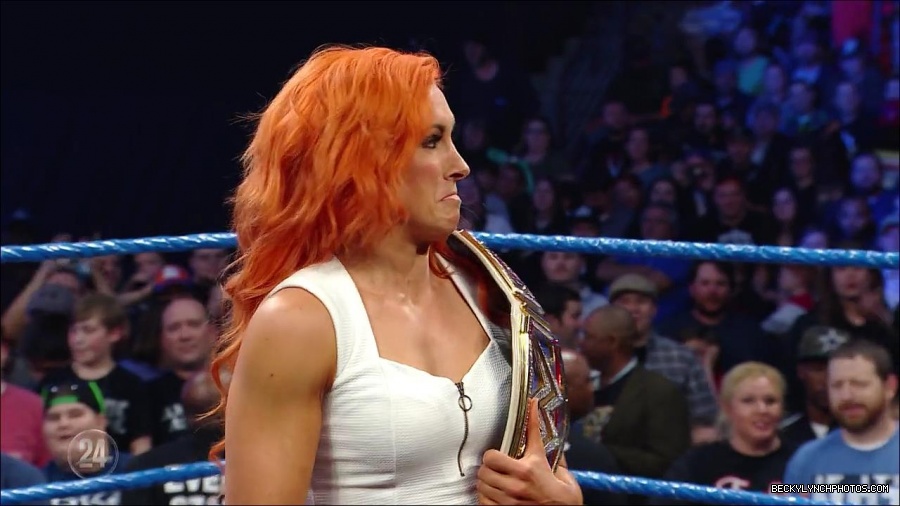 Becky_Lynch_-_The_Man_mp4_000978333.jpg