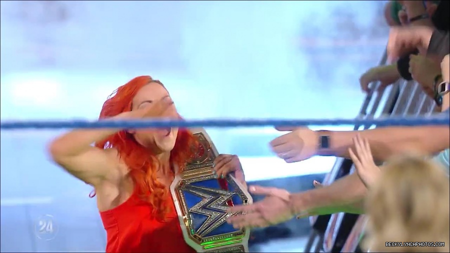 Becky_Lynch_-_The_Man_mp4_000980333.jpg