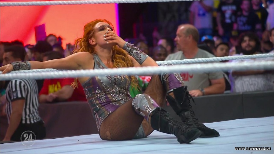 Becky_Lynch_-_The_Man_mp4_001217566.jpg