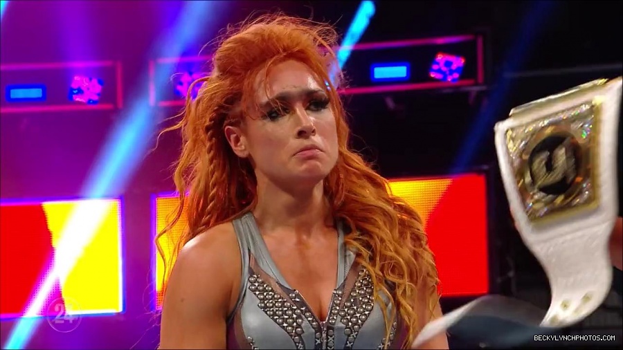 Becky_Lynch_-_The_Man_mp4_001226766.jpg