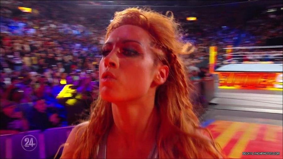 Becky_Lynch_-_The_Man_mp4_001259566.jpg