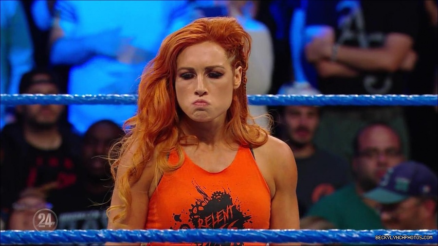 Becky_Lynch_-_The_Man_mp4_001275966.jpg