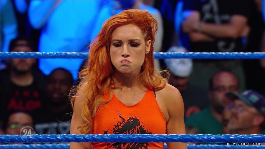 Becky_Lynch_-_The_Man_mp4_001277566.jpg