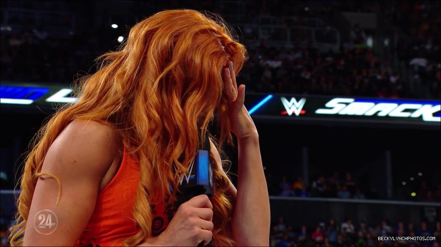 Becky_Lynch_-_The_Man_mp4_001285566.jpg