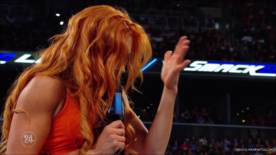 Becky_Lynch_-_The_Man_mp4_001286366.jpg