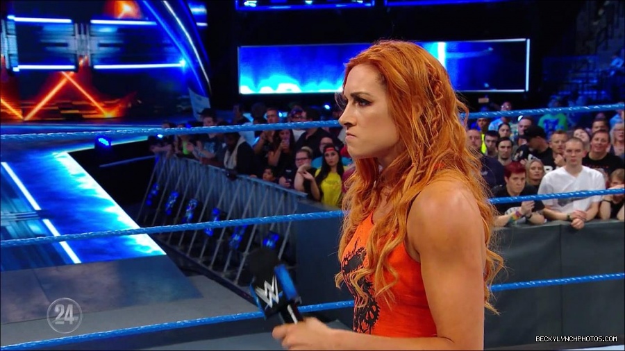 Becky_Lynch_-_The_Man_mp4_001292366.jpg