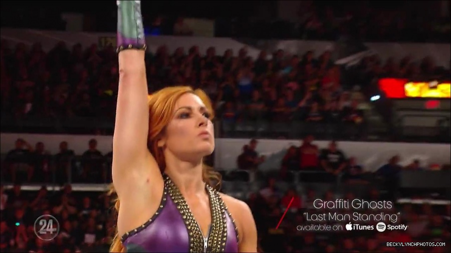 Becky_Lynch_-_The_Man_mp4_001314766.jpg