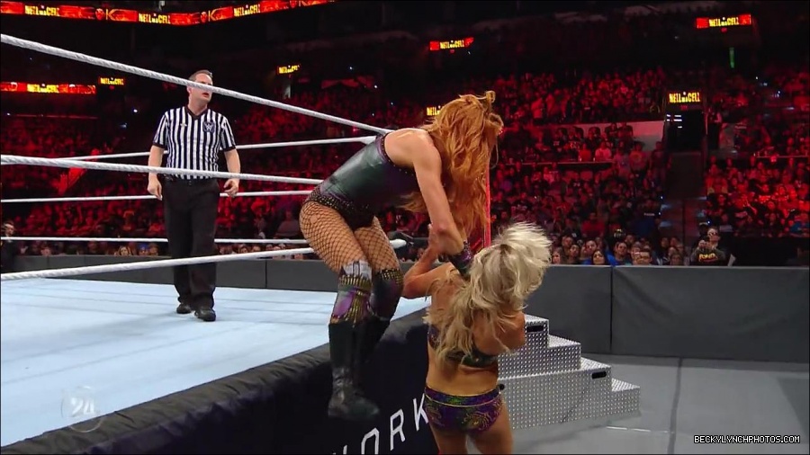 Becky_Lynch_-_The_Man_mp4_001320766.jpg