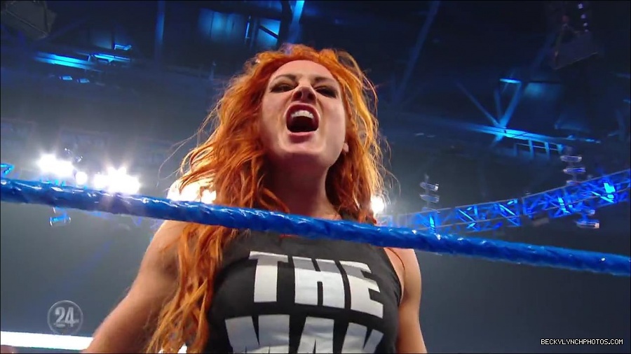 Becky_Lynch_-_The_Man_mp4_001375566.jpg