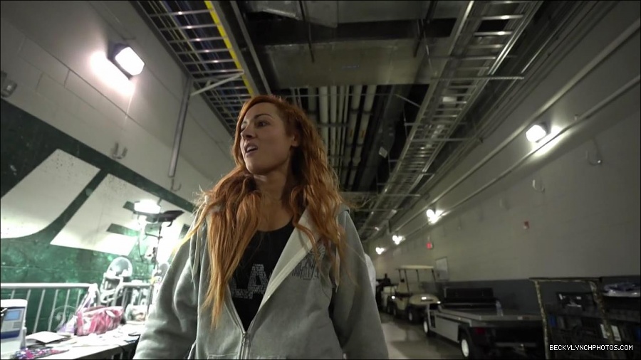 Becky_Lynch_-_The_Man_mp4_001501033.jpg