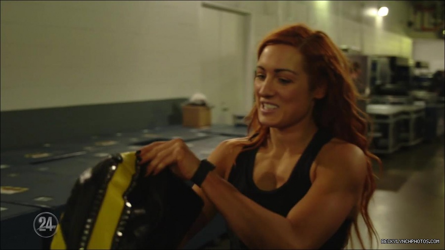 Becky_Lynch_-_The_Man_mp4_001556233.jpg