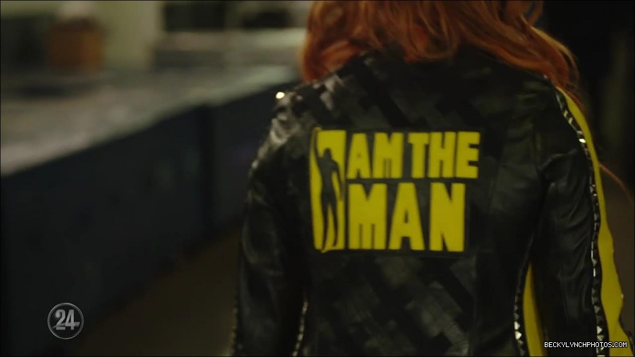 Becky_Lynch_-_The_Man_mp4_001563433.jpg