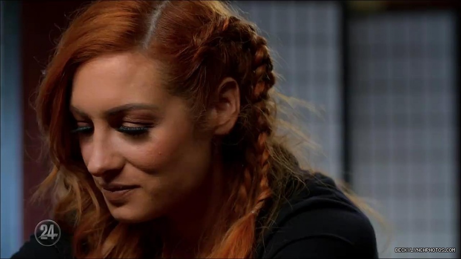 Becky_Lynch_-_The_Man_mp4_001632166.jpg