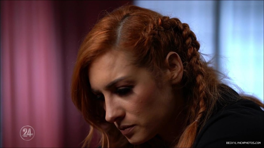 Becky_Lynch_-_The_Man_mp4_001739366.jpg