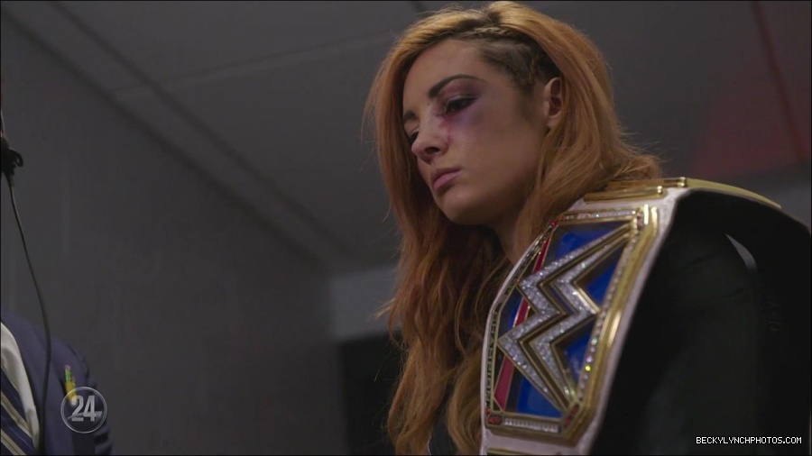 Becky_Lynch_-_The_Man_mp4_001824566.jpg