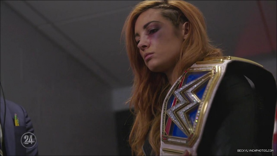 Becky_Lynch_-_The_Man_mp4_001825366.jpg