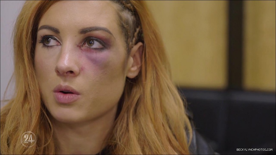 Becky_Lynch_-_The_Man_mp4_001872900.jpg