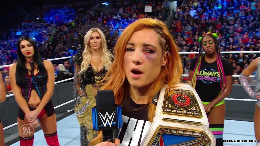 Becky_Lynch_-_The_Man_mp4_001890900.jpg