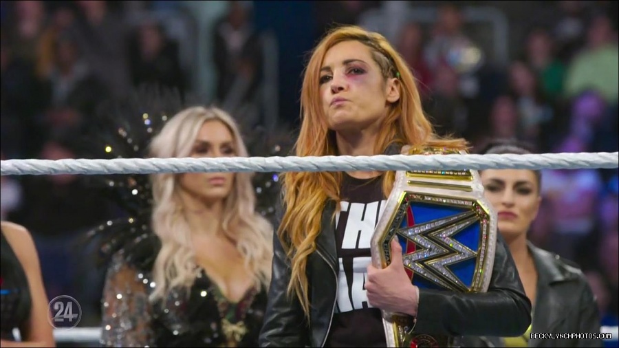 Becky_Lynch_-_The_Man_mp4_001892500.jpg