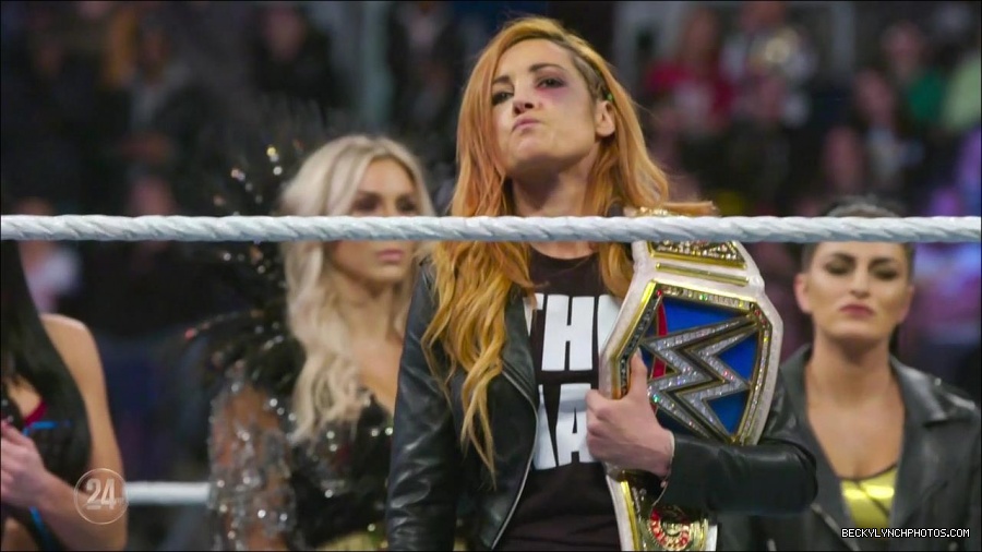 Becky_Lynch_-_The_Man_mp4_001894900.jpg