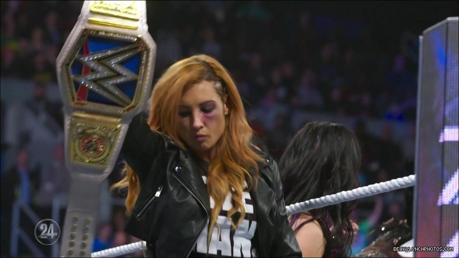 Becky_Lynch_-_The_Man_mp4_001916900.jpg