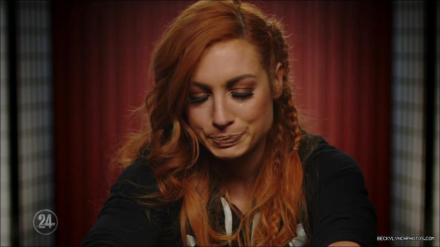 Becky_Lynch_-_The_Man_mp4_002281700.jpg