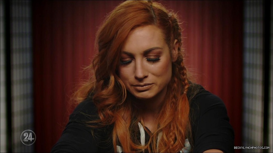 Becky_Lynch_-_The_Man_mp4_002282500.jpg