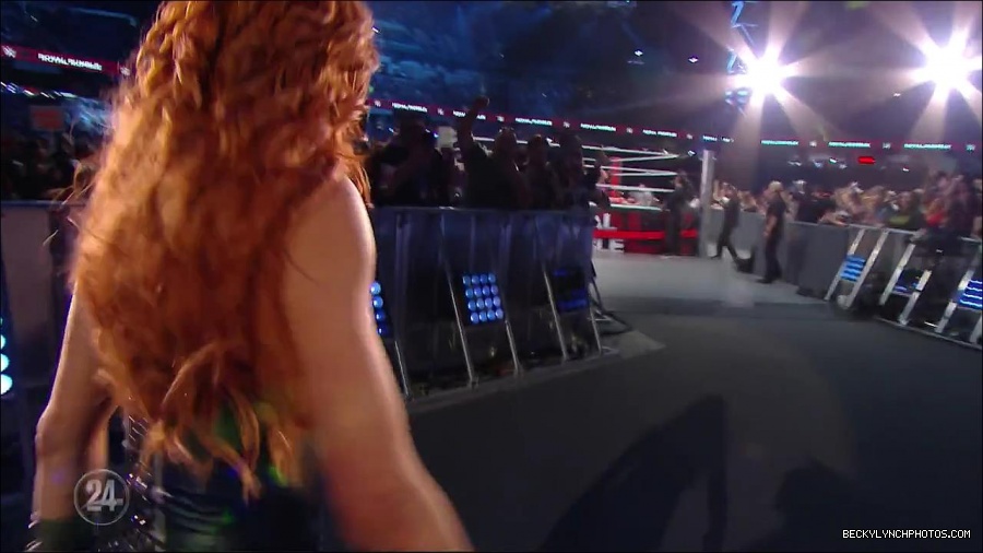 Becky_Lynch_-_The_Man_mp4_002412900.jpg