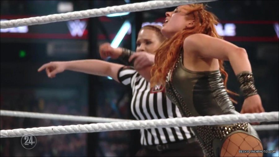 Becky_Lynch_-_The_Man_mp4_002460100.jpg