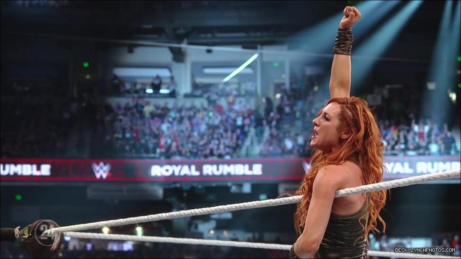 Becky_Lynch_-_The_Man_mp4_002470100.jpg