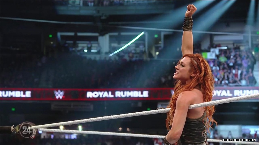 Becky_Lynch_-_The_Man_mp4_002470900.jpg