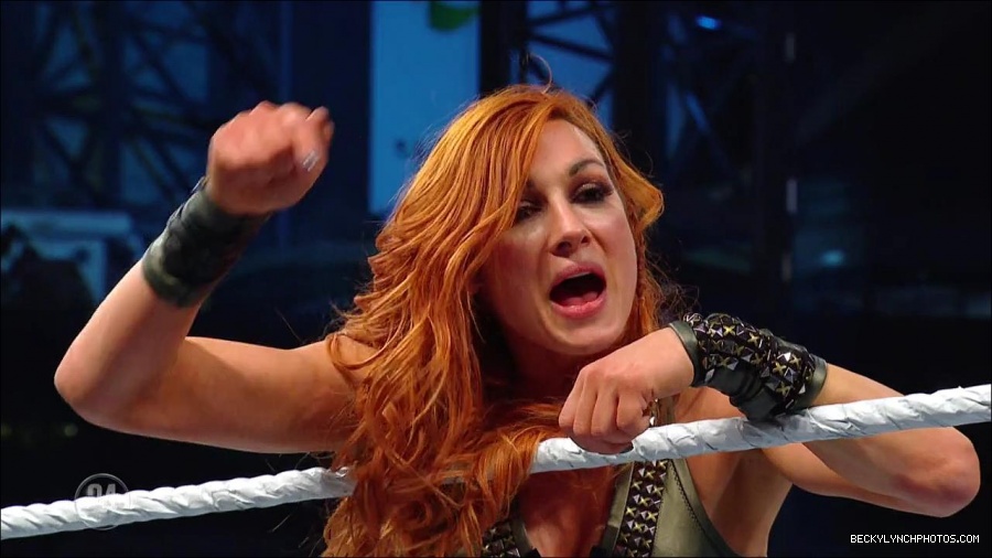 Becky_Lynch_-_The_Man_mp4_002488100.jpg