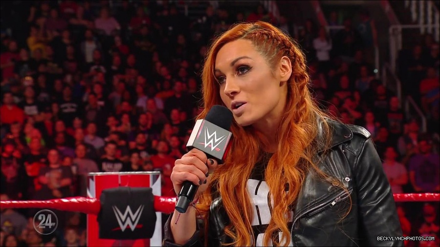 Becky_Lynch_-_The_Man_mp4_002563700.jpg