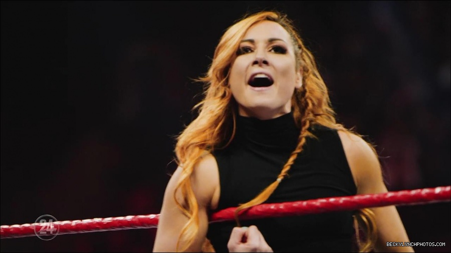 Becky_Lynch_-_The_Man_mp4_002733900.jpg