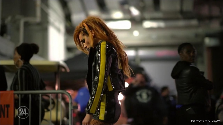 Becky_Lynch_-_The_Man_mp4_003027033.jpg