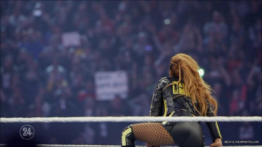 Becky_Lynch_-_The_Man_mp4_003136233.jpg