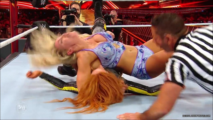 Becky_Lynch_-_The_Man_mp4_003180633.jpg