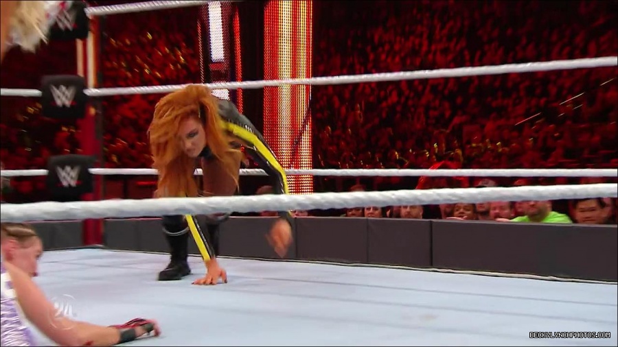 Becky_Lynch_-_The_Man_mp4_003218233.jpg