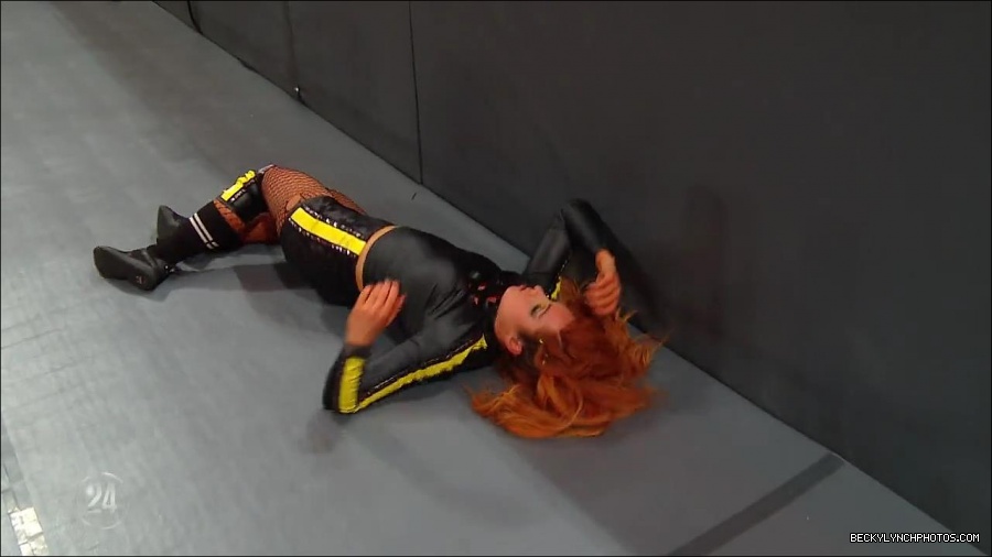 Becky_Lynch_-_The_Man_mp4_003250533.jpg