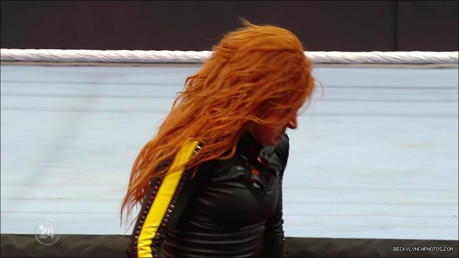 Becky_Lynch_-_The_Man_mp4_003279733.jpg