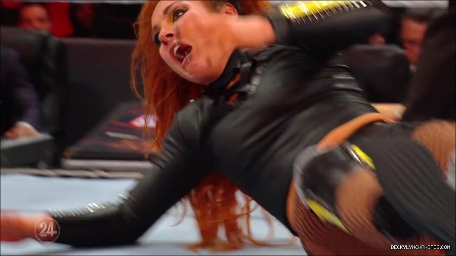 Becky_Lynch_-_The_Man_mp4_003331733.jpg