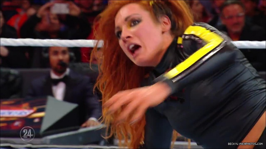 Becky_Lynch_-_The_Man_mp4_003332133.jpg