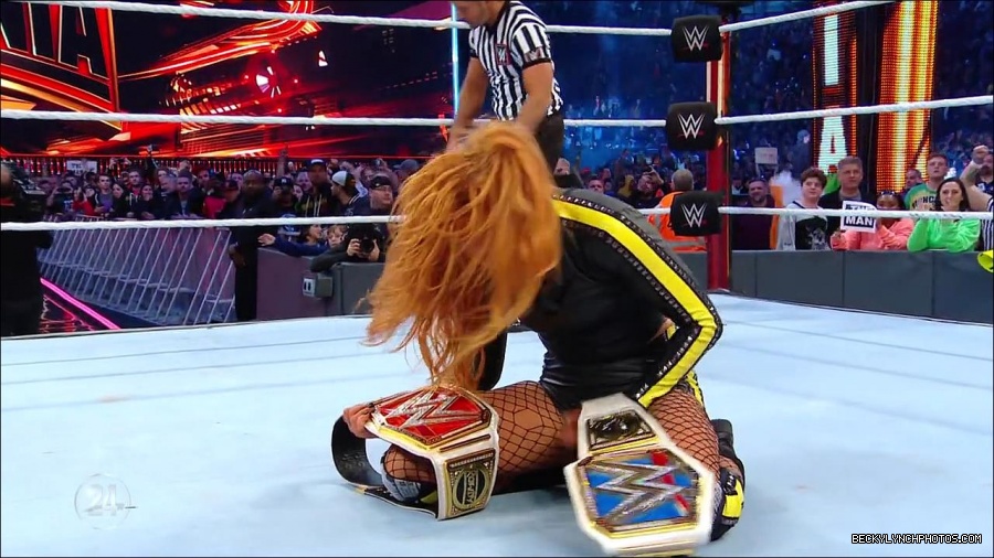 Becky_Lynch_-_The_Man_mp4_003353733.jpg