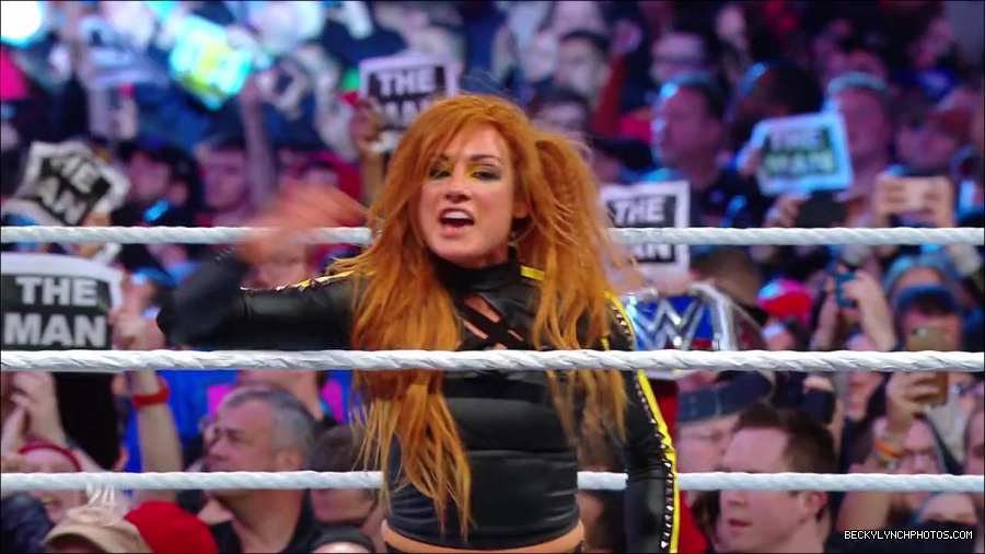 Becky_Lynch_-_The_Man_mp4_003402100.jpg