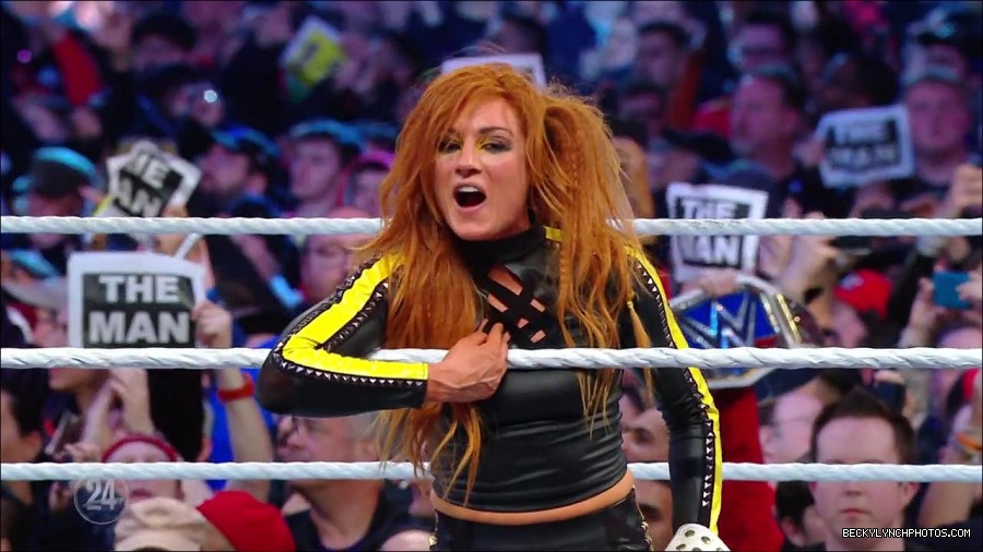 Becky_Lynch_-_The_Man_mp4_003402900.jpg