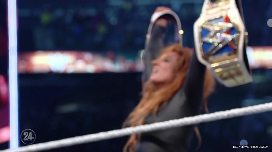 Becky_Lynch_-_The_Man_mp4_003423700.jpg