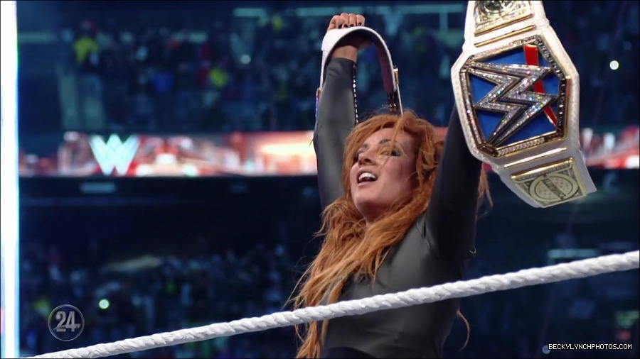 Becky_Lynch_-_The_Man_mp4_003424500.jpg